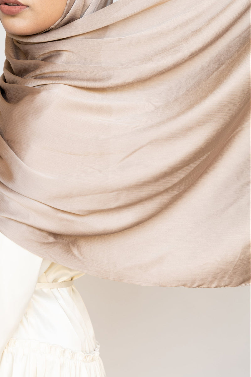 VINTAGE GOLD Deluxe Satin Crepe