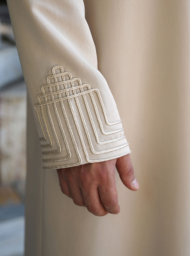 Artistic Twine Embroidered Thobe