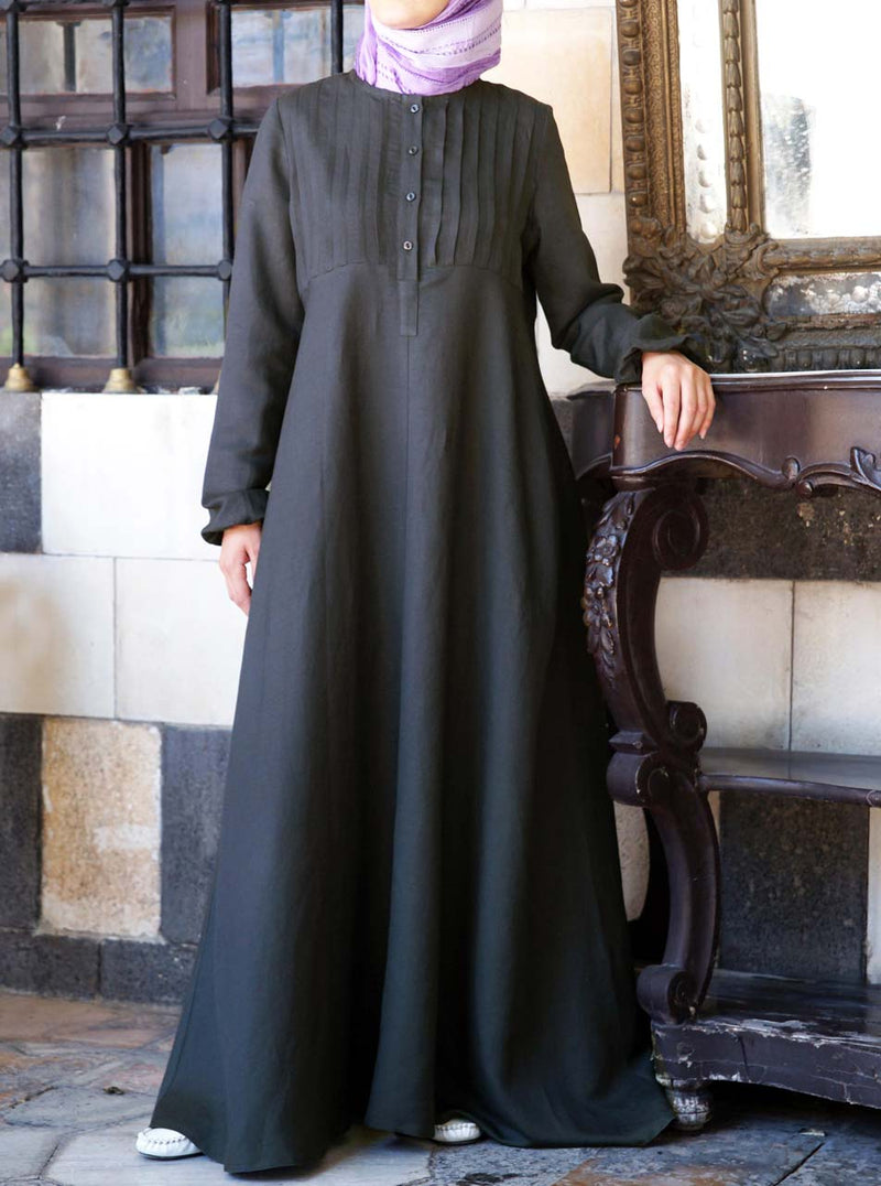 Linen Abaya with Tucks