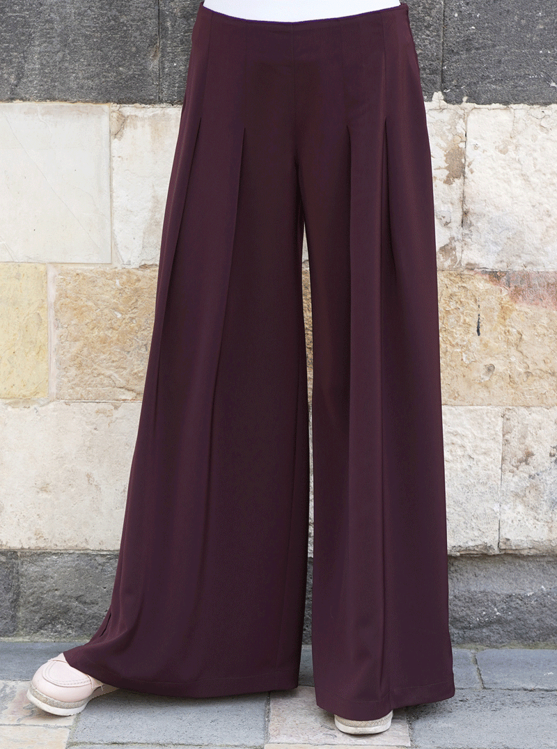 Wide Flare Pleated Trousers