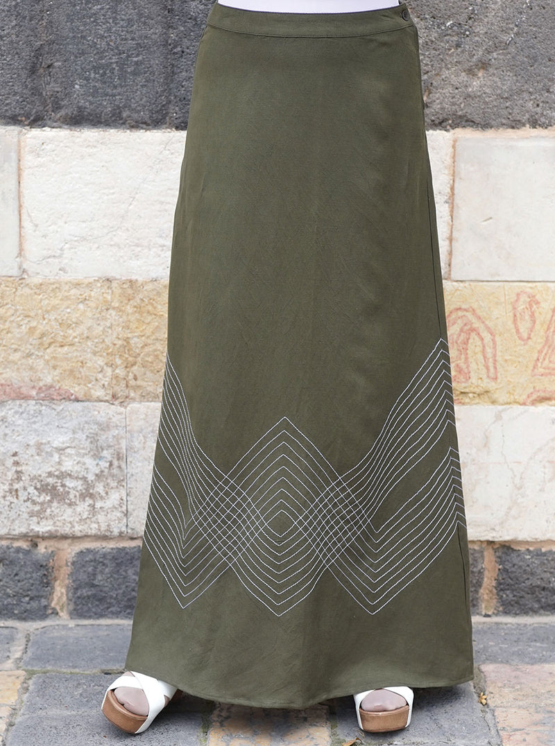Decorative Stitching Maxi Skirt