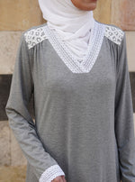 Dual Lace Trim Abaya