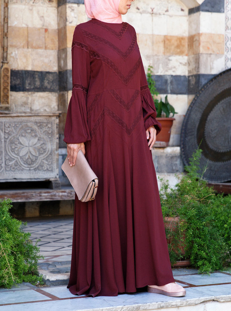 Ishya Lace Abaya Gown