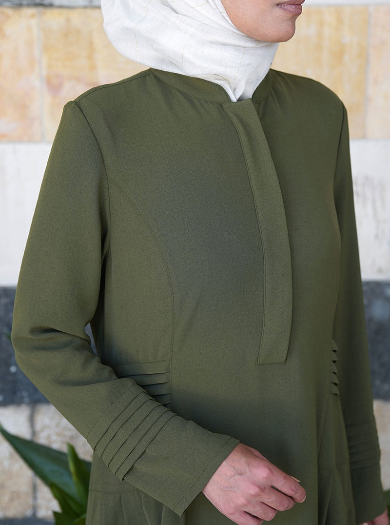 Tucked Waist Abaya