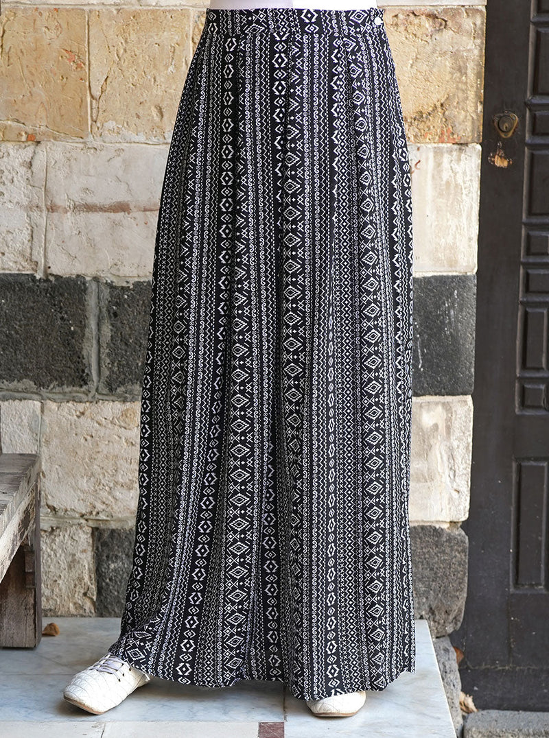 Printed Deep Pleated Skirt