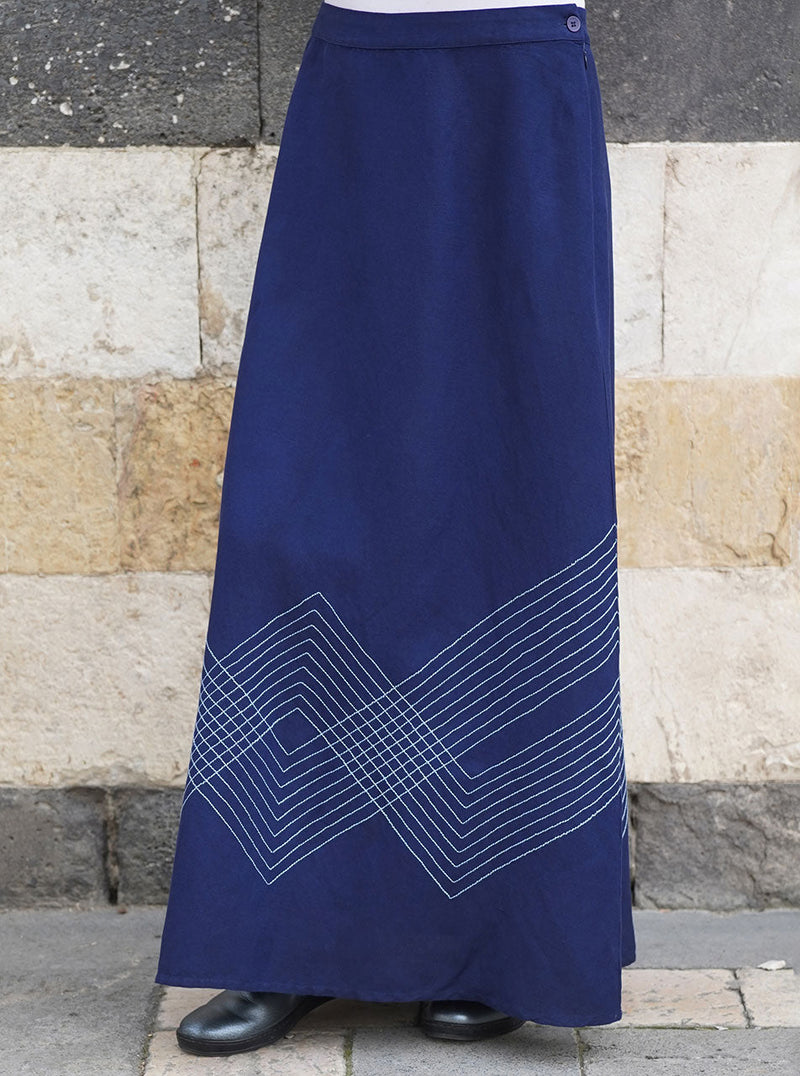 Decorative Stitching Maxi Skirt